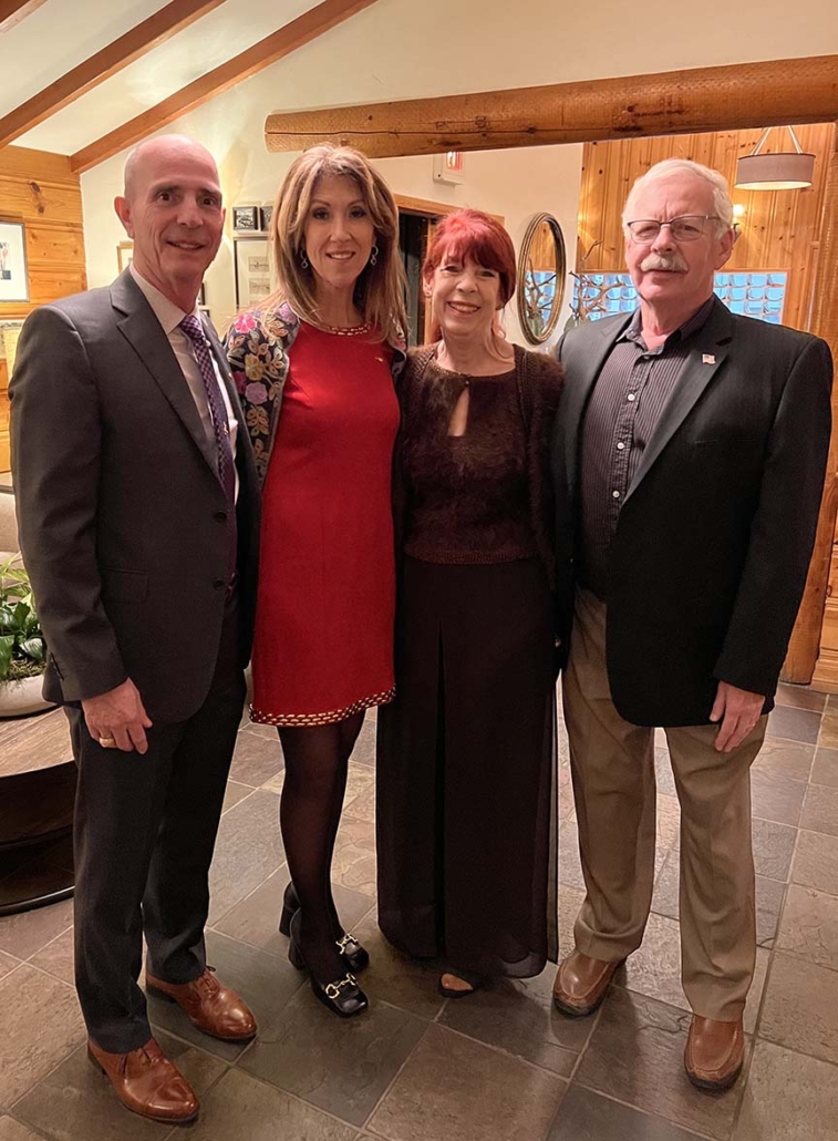 11 Dean And Tammie Jo Shults Joan Me